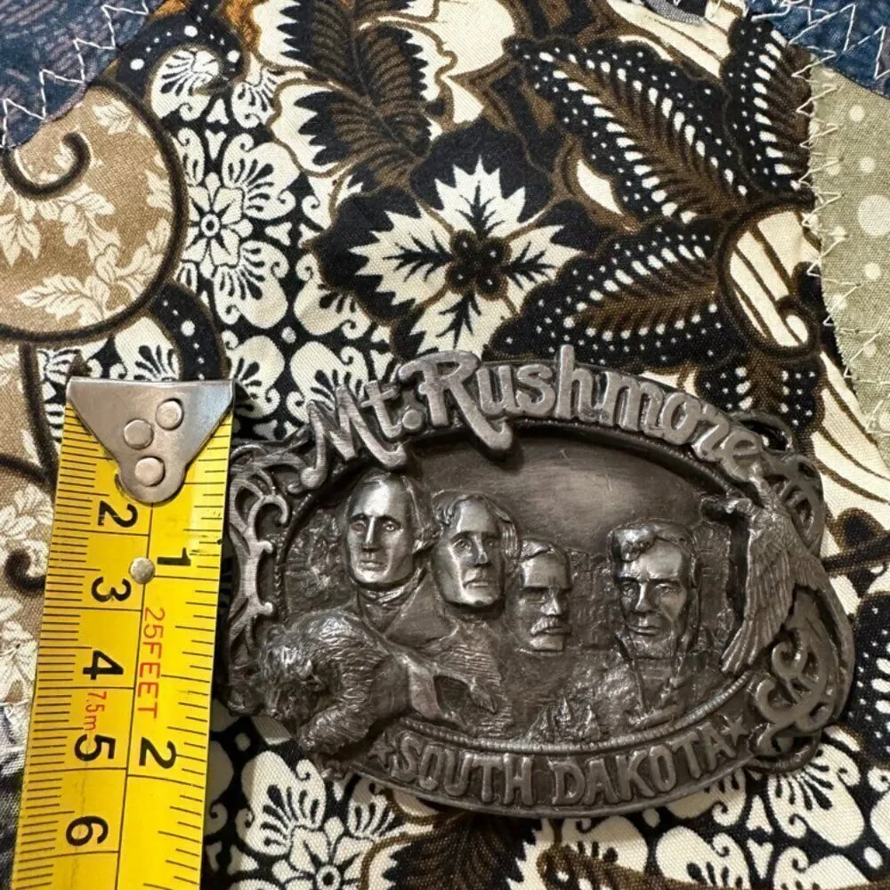 Mt Rushmore Buckle 655B of 5000 Vintage